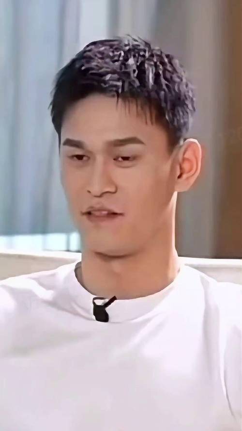 孙杨晋级400自决赛,孙杨400自成绩