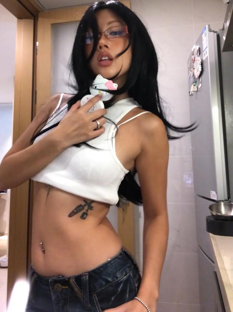 女子服刑10年将出狱,女子入狱十年